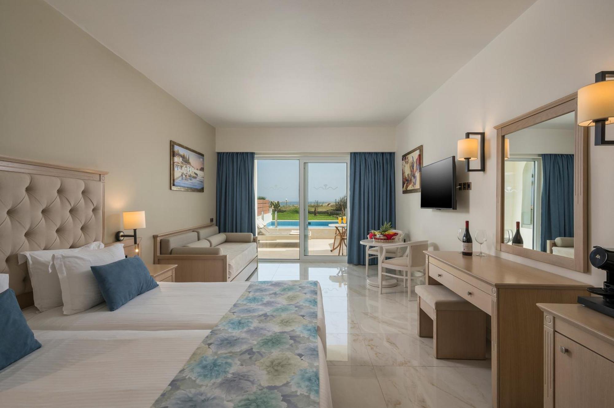 Vantaris Palace Paralia Kourna Exterior photo