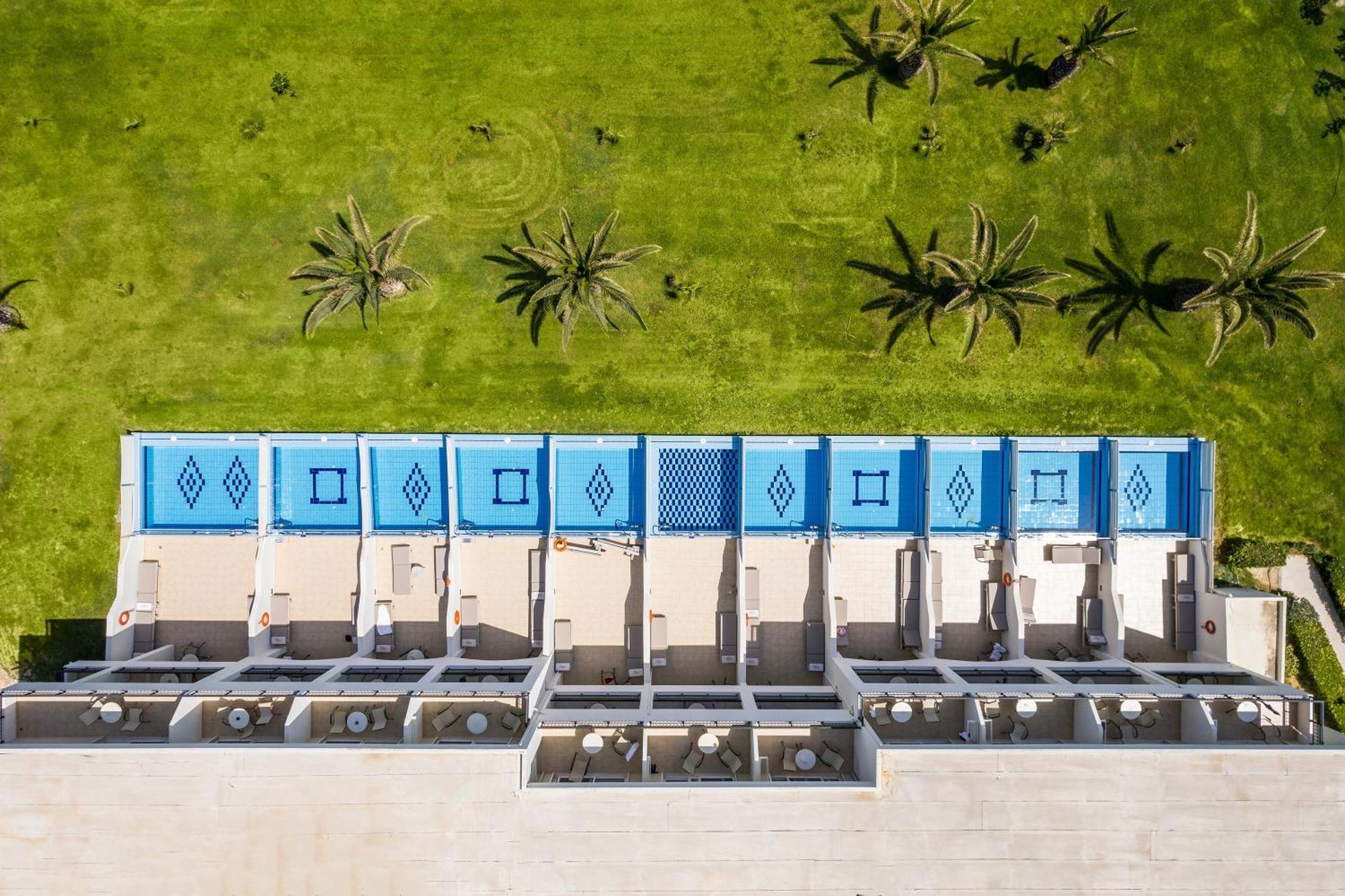Vantaris Palace Paralia Kourna Exterior photo